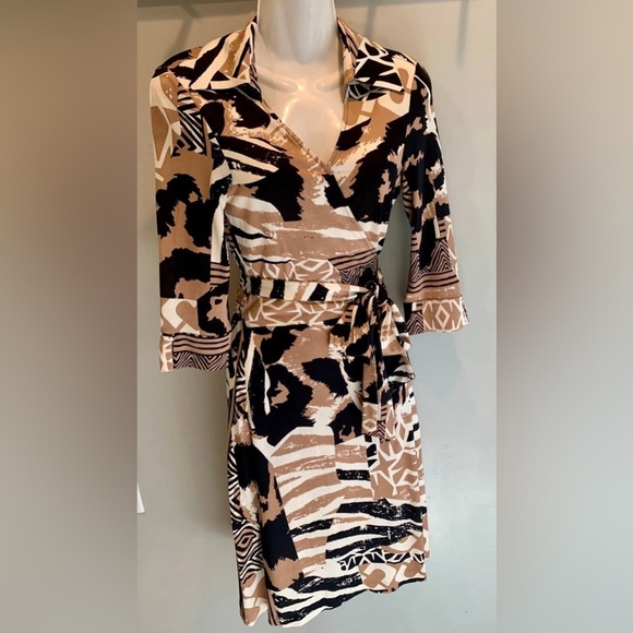 Diane von Furstenberg Fall Abstract Jersey Silk Julian Wrap Dress Small S 6 - Picture 6 of 7
